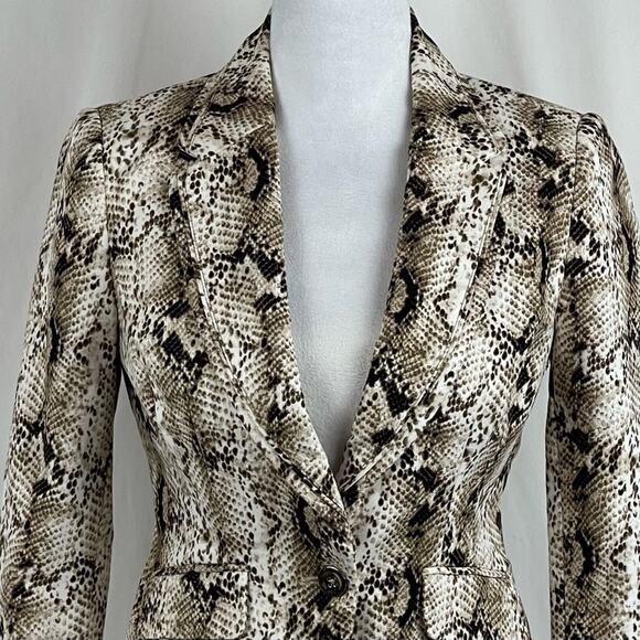 White House Black Market Brown Cream Snakeskin Print Fitted Jacket NWOT Size 00 - Picture 3 of 10